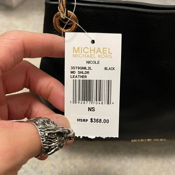 NWT Michael Kors Nicole Medium Pebbled Leather Shoulder Bag In Black Gold Tone - Picture 4 of 12